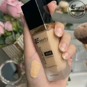 Everly Beauties Pure Matte Full Coverage Foundation with SPF 15+ (30ml)